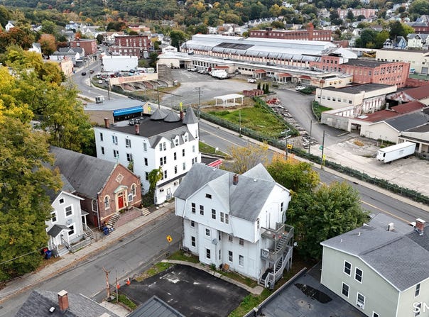 17 Burton Street, Waterbury, CT 06704