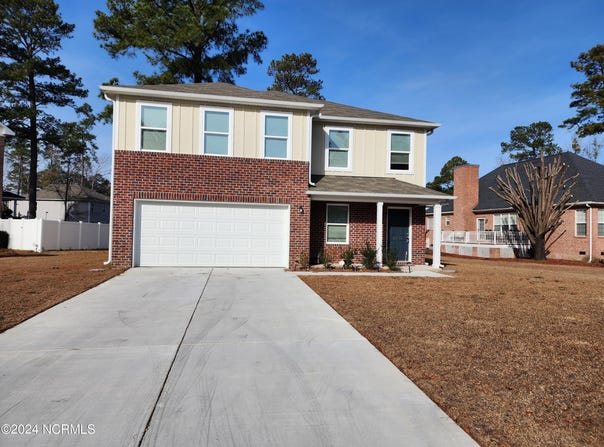 2419 Ben Hogan Circle, Florence, SC 29506