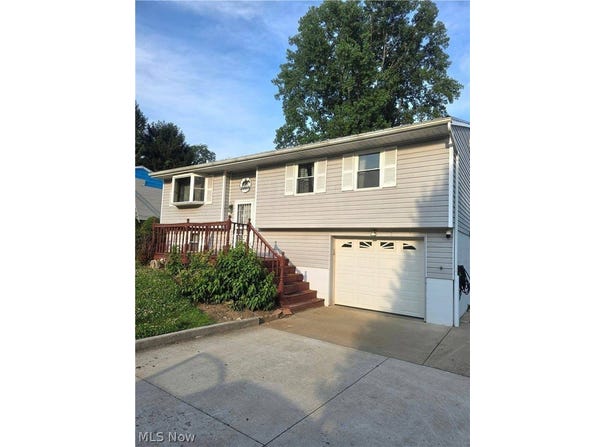301 Shenandoah Drive, Byesville, OH 43723