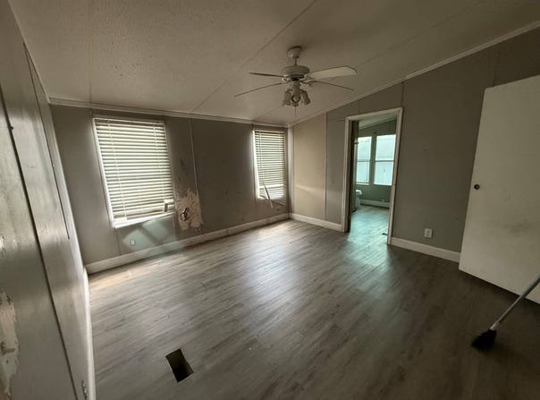 1550 N Main St, Mansfield, TX 76063