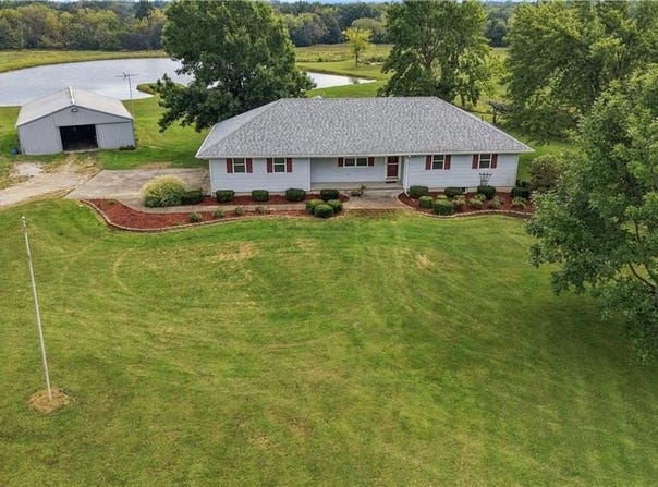 1696 SW 500th Road, Holden, MO 64040