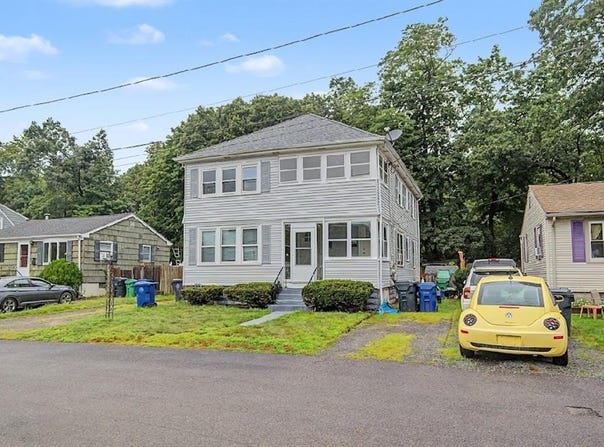 69 Hull Street, Warwick, RI 02888