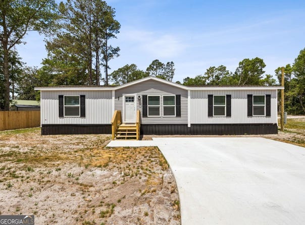 45 Bailey Street, Folkston, GA 31537