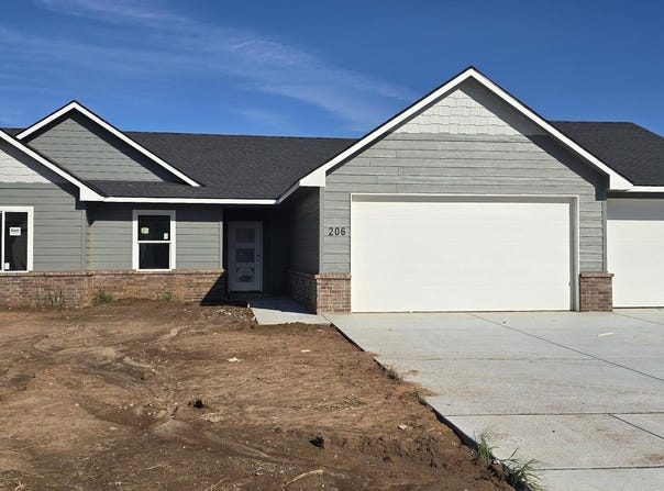 206 Tomahawk, Clearwater, KS 67026