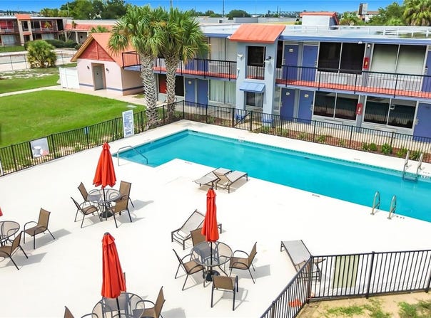 43420 HIGHWAY 27, DAVENPORT, FL 33837