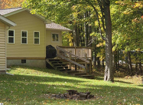 4885 Lewis, Lupton, MI 48635