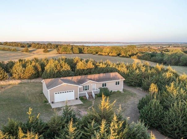 42575 Song Bird Rd, Tabor, SD 57063