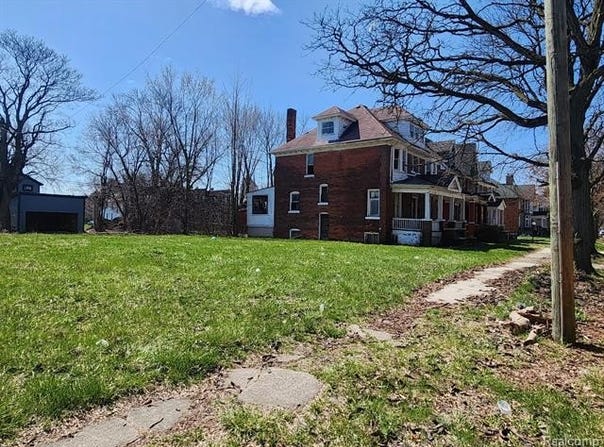 306 Melbourne Street, Detroit, MI 48202