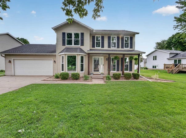 405 Meadow View Lane, DeForest, WI 53532