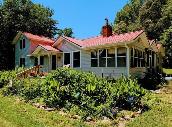 169 E Vineyard Road, Hayesville, NC 28904
