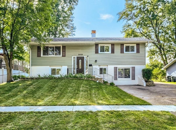 2050 Shepard Road, Hoffman Estates, IL 60169