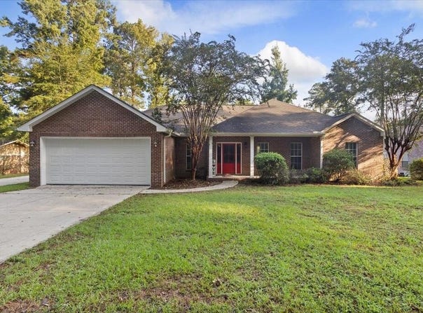 806 Hickory, ELLISVILLE, MS 39437