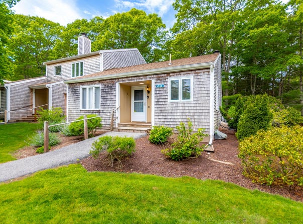 234 Seaward Bend, East Falmouth, MA 02536