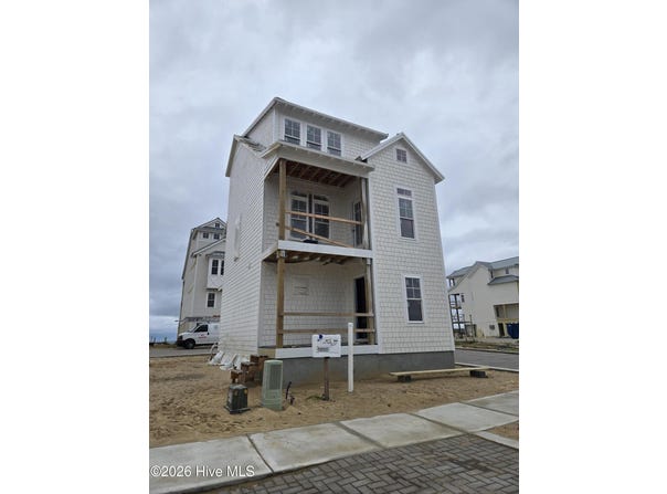 265 Pearl Circle E, Indian Beach, NC 28512