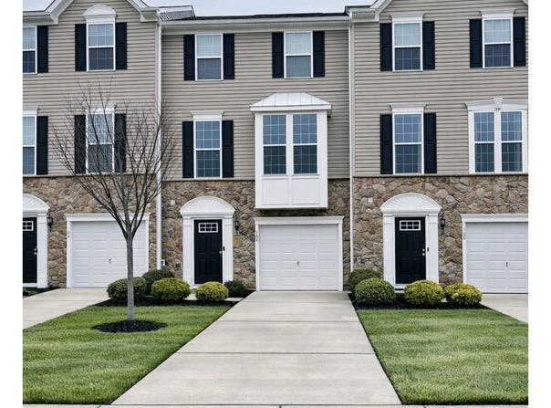 102 BENFORD Lane, EDGEWATER PARK, NJ 08010