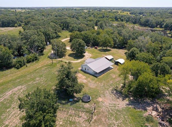 822 Private Road 7370, Point, TX 75472