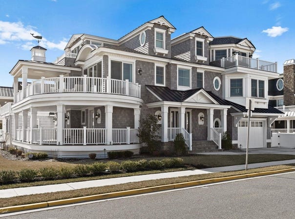 3028 Avalon Avenue, Avalon, NJ 08202