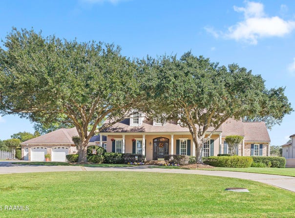306 Sawgrass Lane, Broussard, LA 70518
