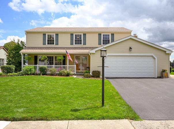 567 Hamilton Avenue, Westmont, IL 60559
