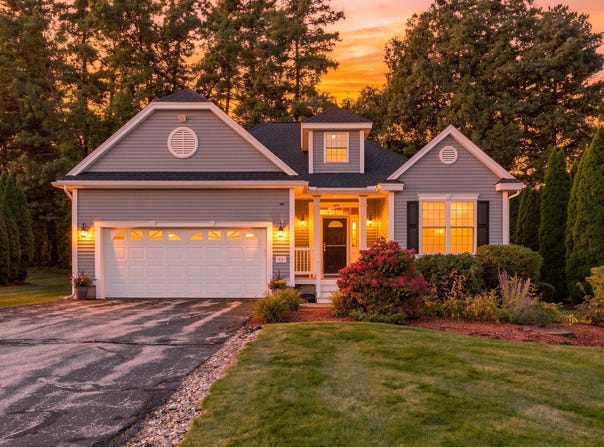 43 Sawgrass Circle, Londonderry, NH 03053