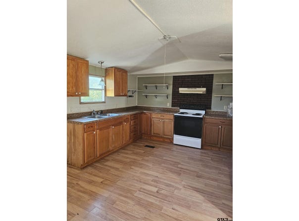 435 ACR 306, Frankston, TX 75763