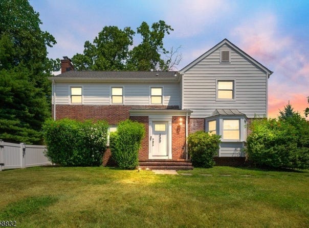 330 Springfield Ave, Westfield Town, NJ 07090-1000