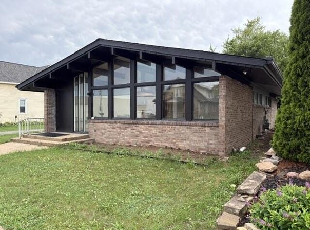 265 S Main St, Cedar Grove, WI 53013