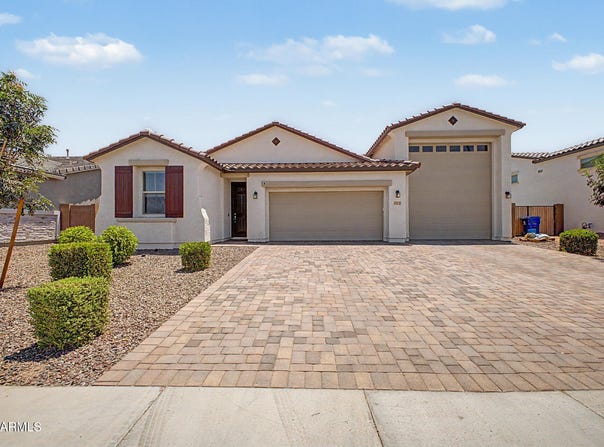 913 S 108TH Avenue, Avondale, AZ 85323