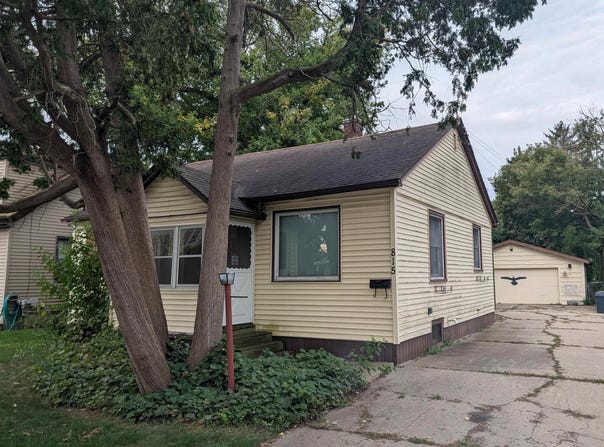 815 B Street, Saginaw, MI 48602
