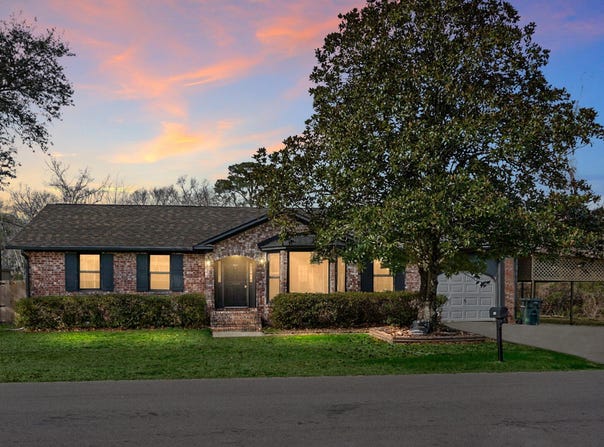 1142 Brookside Drive, Hanahan, SC 29410