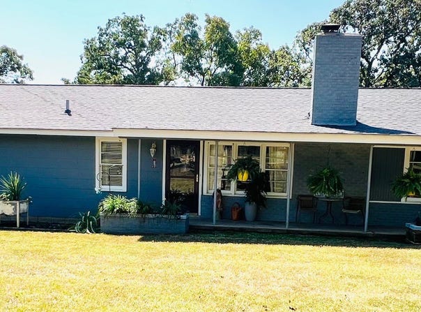 3700 W Devils Den Rd, Tishomingo, OK 73460