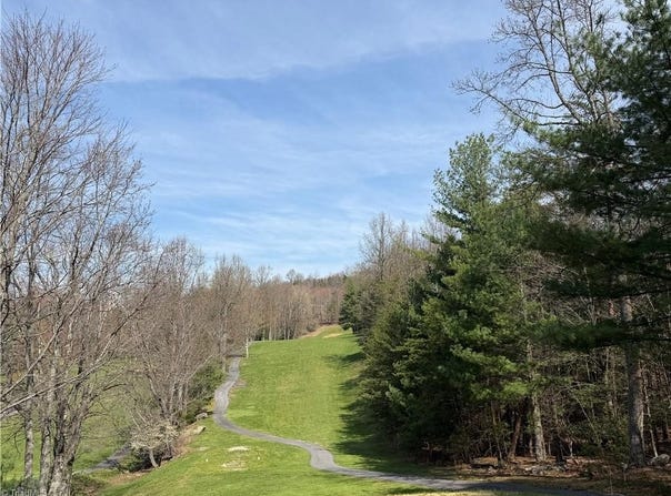 Greenstreet Drive lot: 33, Traphill, NC 28685