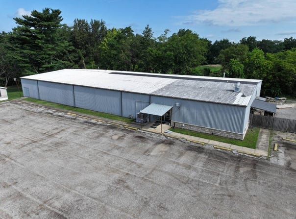 437 IL RT 15, Albion, IL 62806