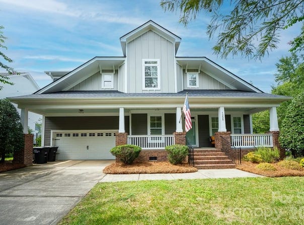1255 Shadow Bend Drive, Tega Cay, SC 29708