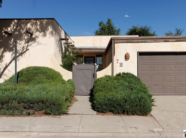 7 Bonnymede Rd, Pueblo, CO 81001