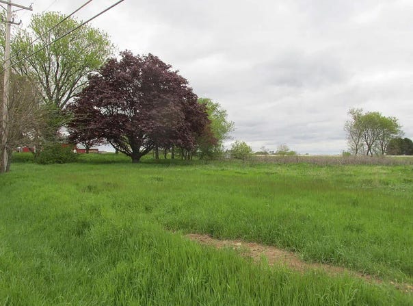 38702 60th St, Burlington, WI 53105