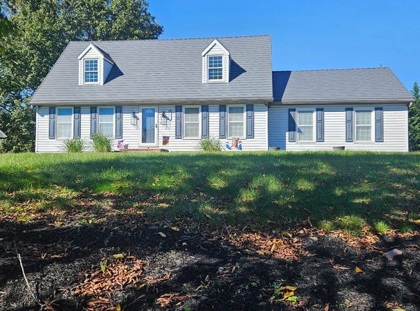 325 HILLCREST Drive, NEW CUMBERLAND, PA 17070