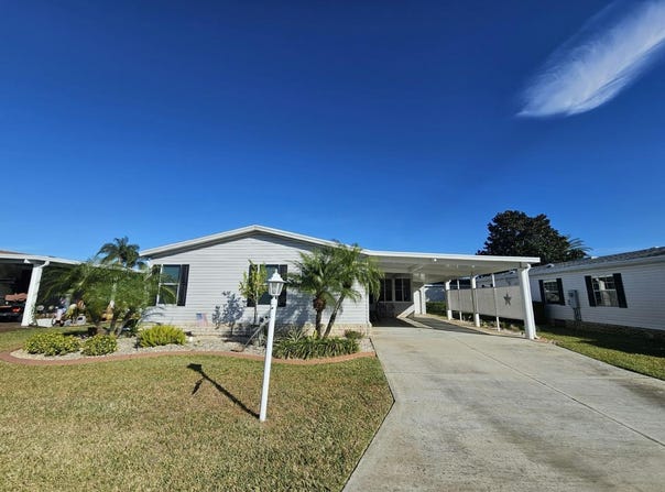3752 Running Deer, Sebring, FL 33872