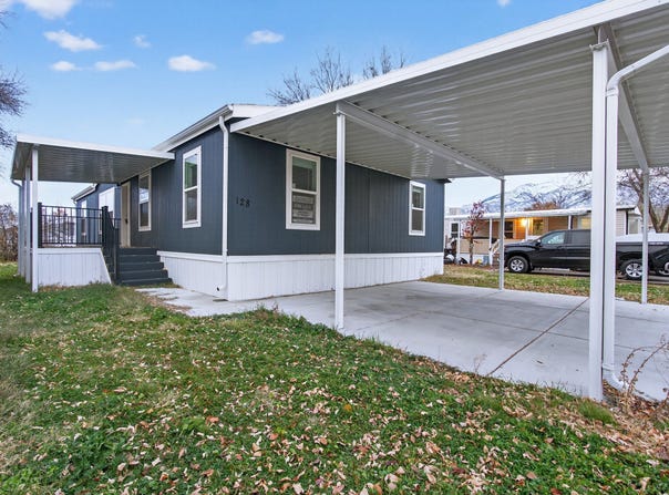 1700 W 2700 N, Pleasant View, UT 84404