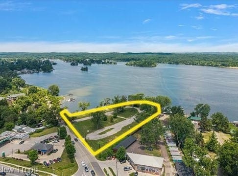 8300 Pontiac Lake Road, White Lake Twp, MI 48386