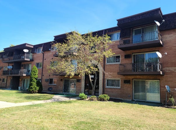 18550 S Torrence Avenue, Lansing, IL 60438