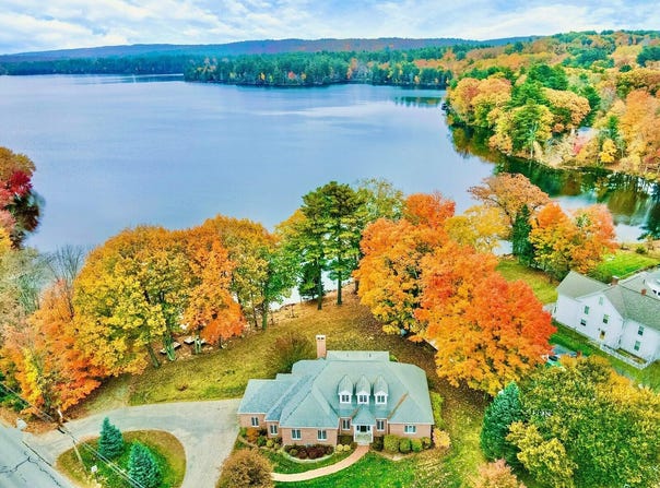 3 Pond Road, Wayne, ME 04284