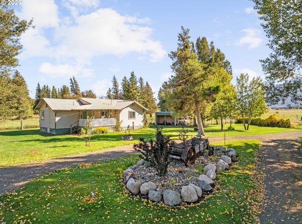 65237 GREEN VALLEY Rd, Enterprise, OR 97828