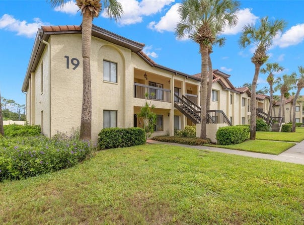 1801 E LAKE Road, PALM HARBOR, FL 34685