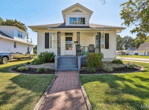 301 E 2nd Street, O'Fallon, IL 62269