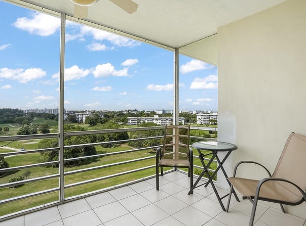 2671 S Course Drive, Pompano Beach, FL 33069