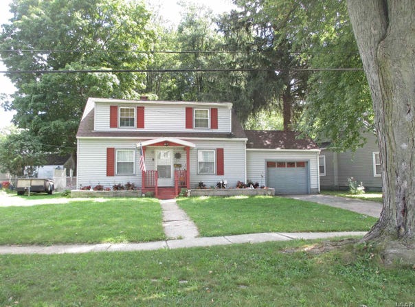 910 Sheffield Avenue, Adrian, MI 49221