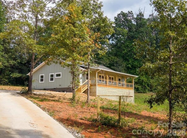 405 Sunshine Acres Road, Sylva, NC 28779