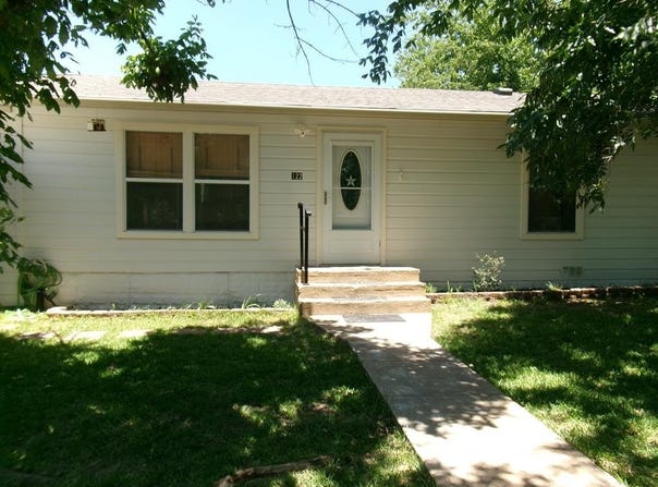 122 Morgan St, Ingram, TX 78025