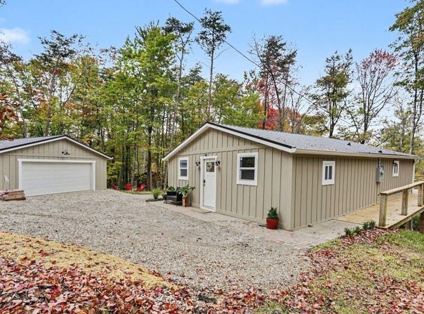 314 Chinook Lane, Hide A Way Hills, OH 43107